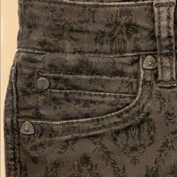 Kut from the Kloth Mia Toothpick skinny, black - Picture 7 of 9